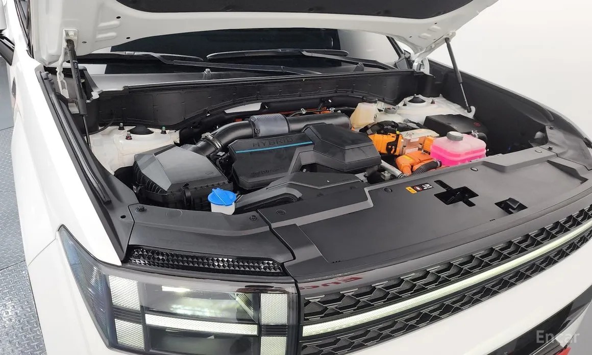 Фото 6 - Hyundai Santa Fe