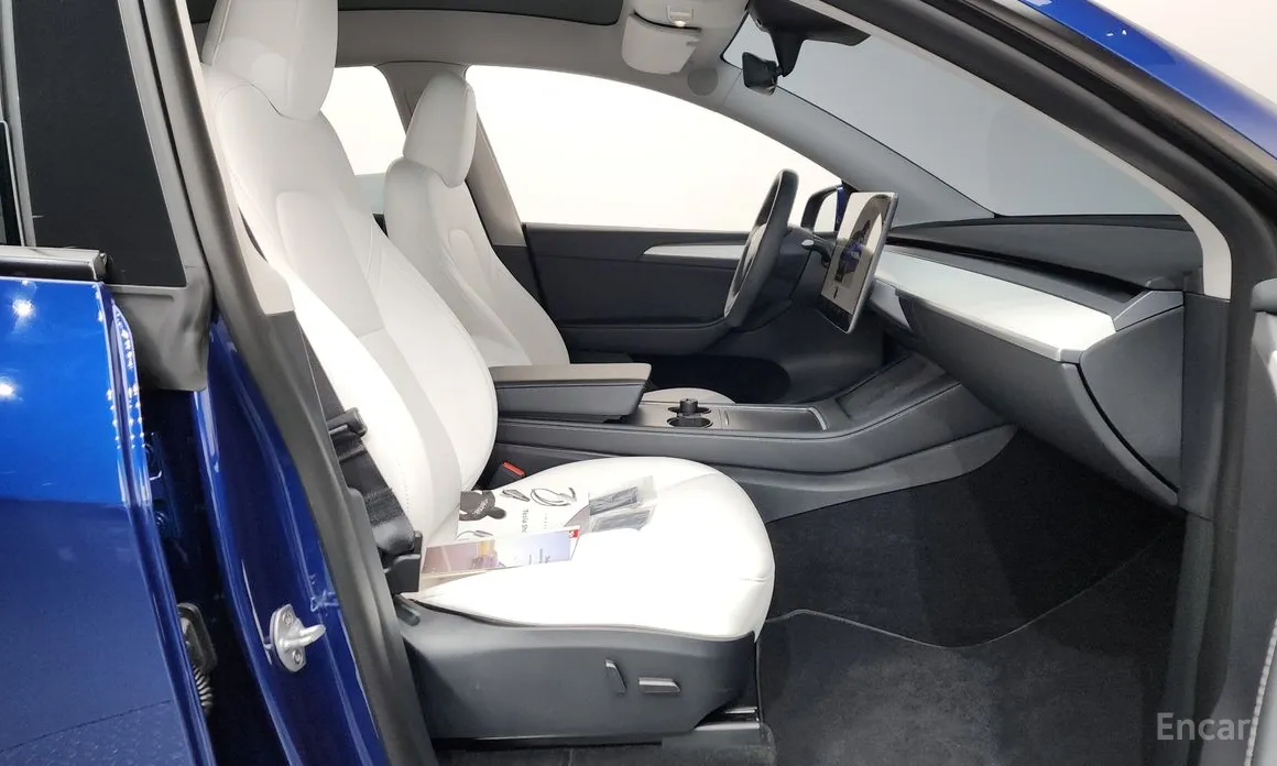 Фото 11 - Tesla Model Y