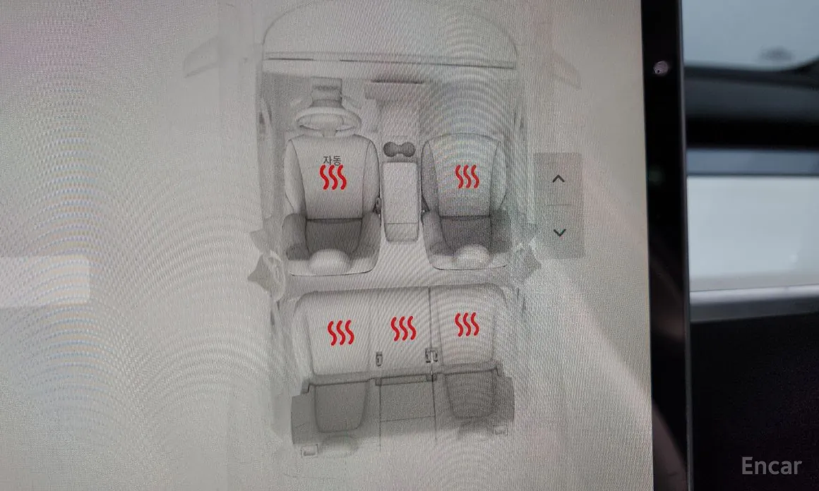 Фото 18 - Tesla Model Y