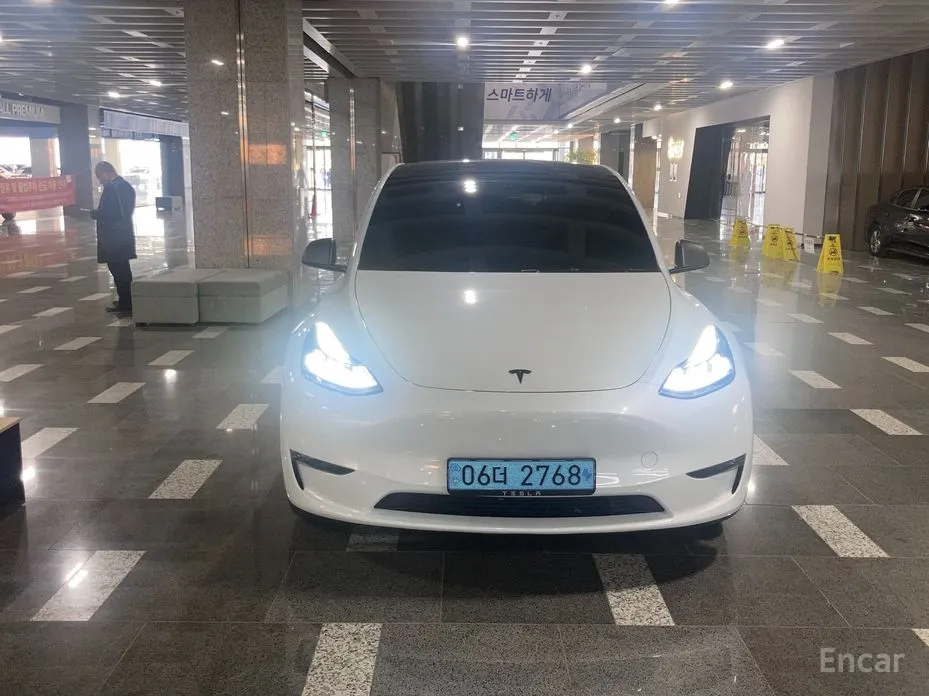 Фото 2 - Tesla Model Y