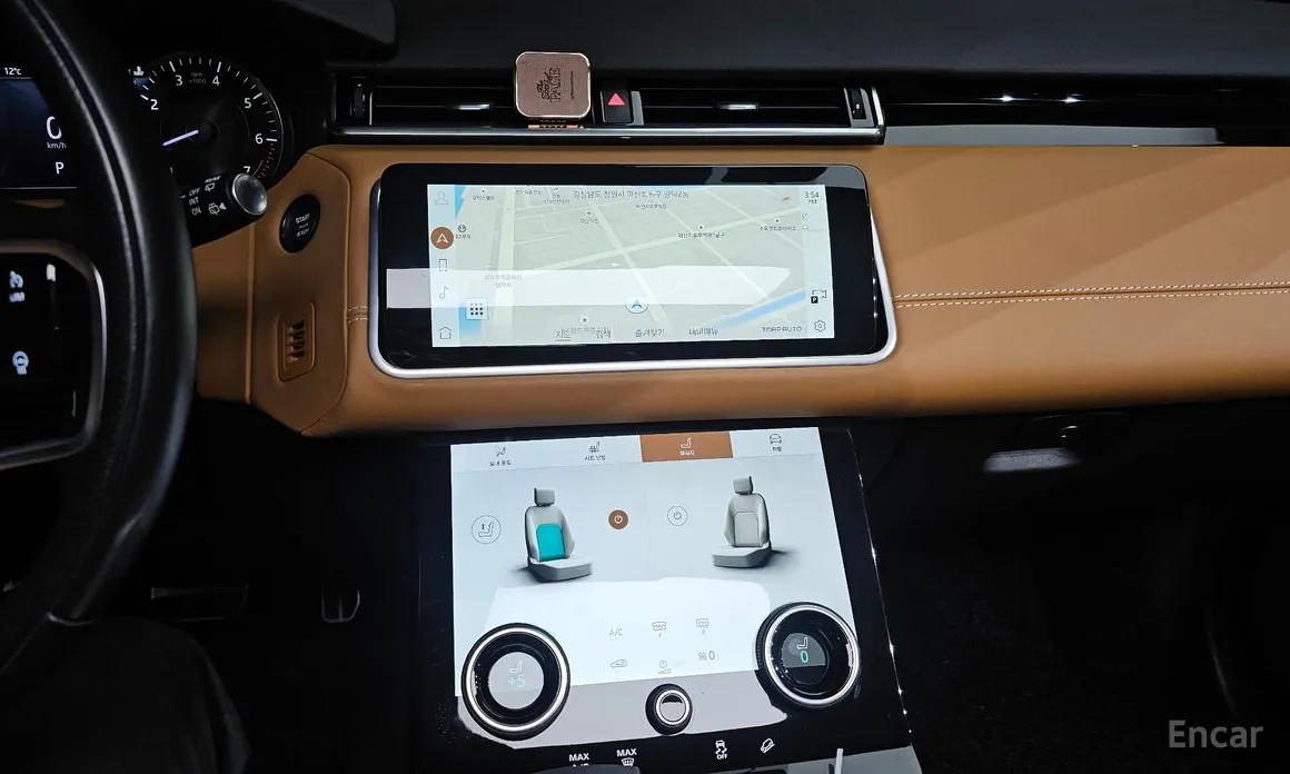 Фото 14 - Land Rover Range Rover Velar