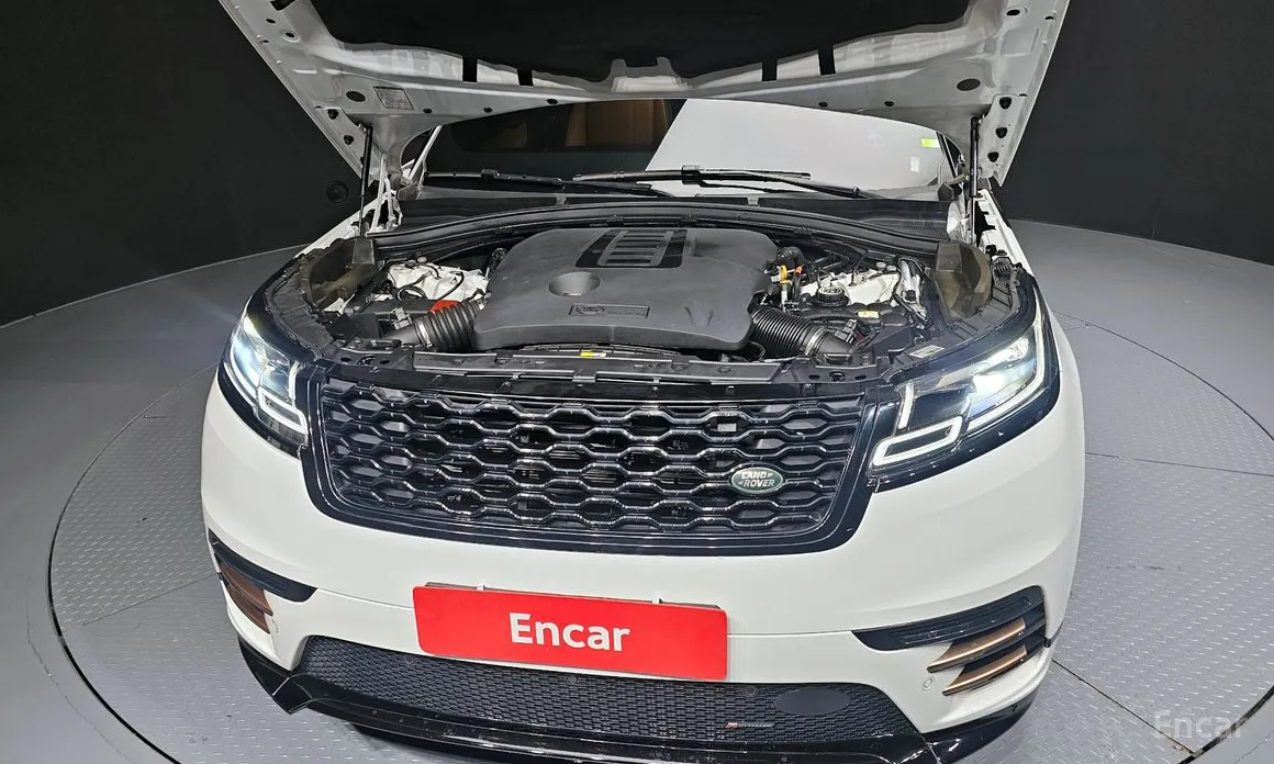 Фото 6 - Land Rover Range Rover Velar