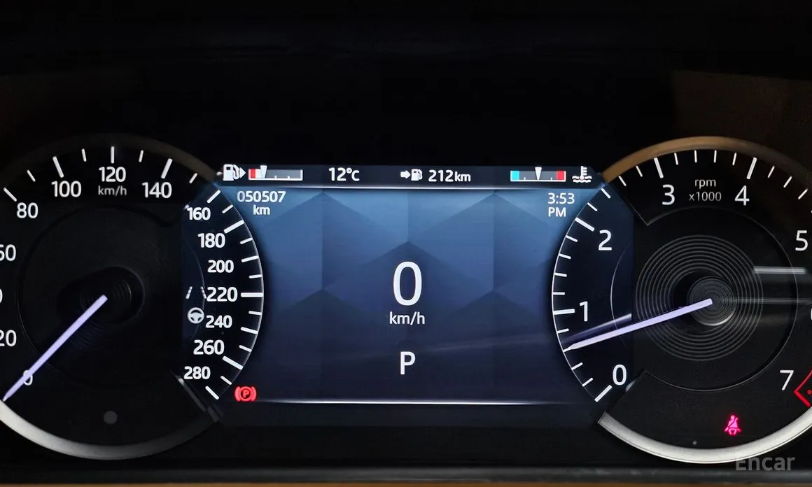 Фото 8 - Land Rover Range Rover Velar