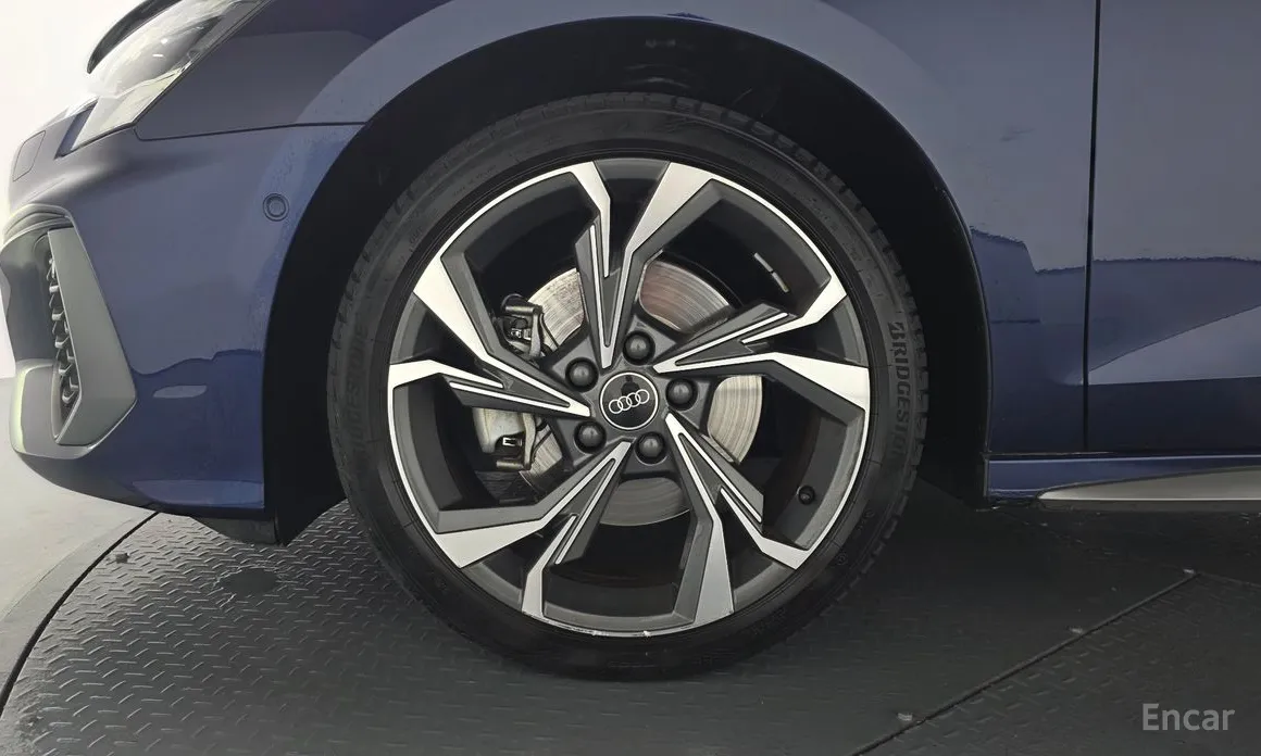 Фото 5 - Audi A3