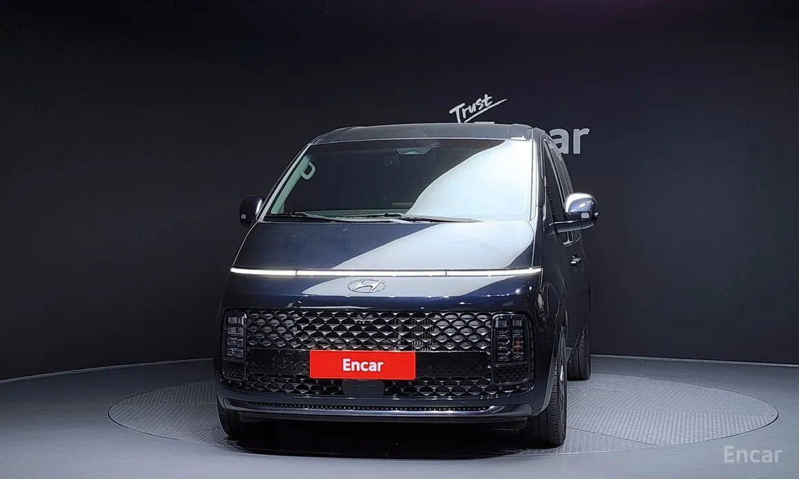 Фото 3 - Hyundai Staria