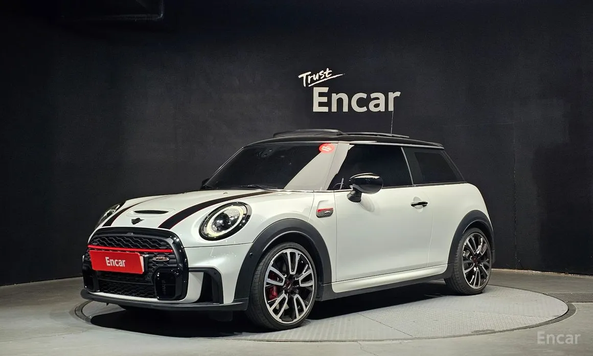 Фото 1 - Mini Cooper