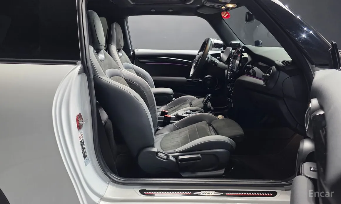 Фото 10 - Mini Cooper