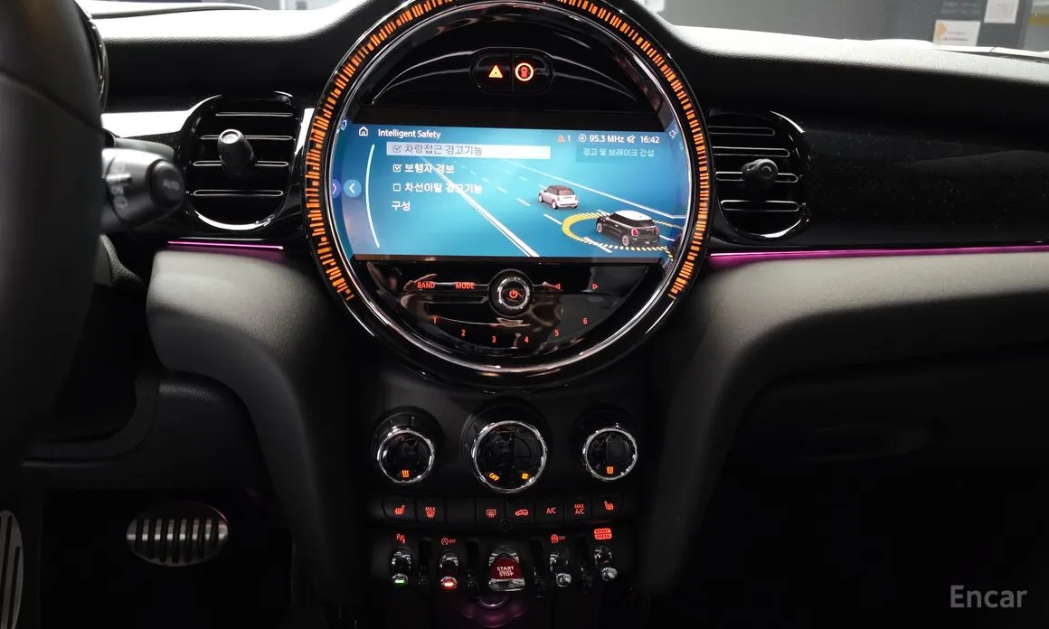 Фото 14 - Mini Cooper