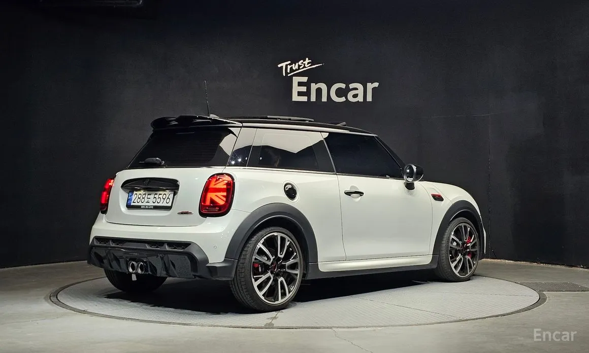 Фото 2 - Mini Cooper