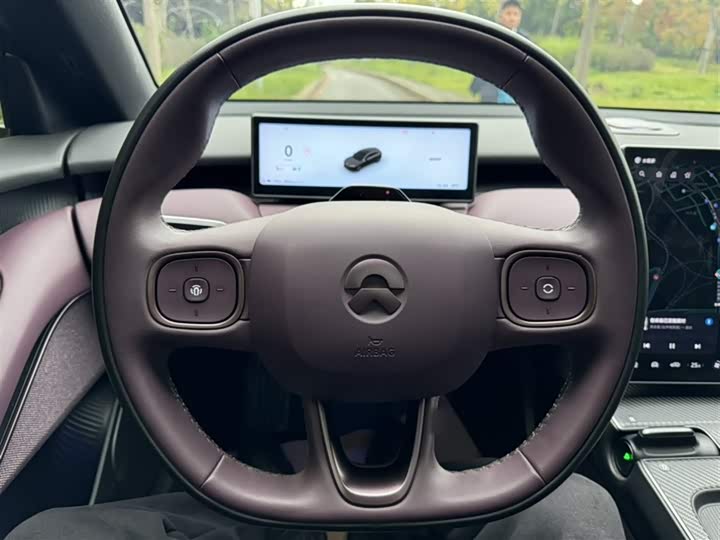 Фото 3 - Nio ET5T