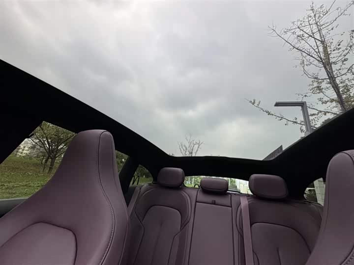 Фото 9 - Nio ET5T