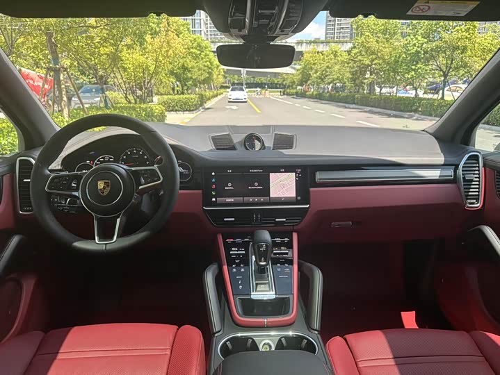 Фото 14 - Porsche Cayenne