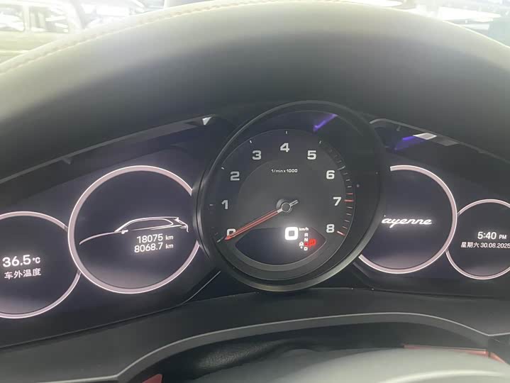 Фото 17 - Porsche Cayenne