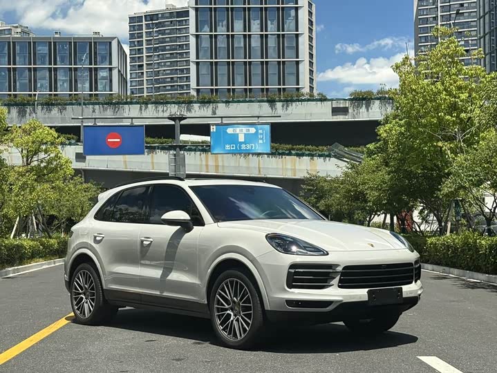 Фото 3 - Porsche Cayenne