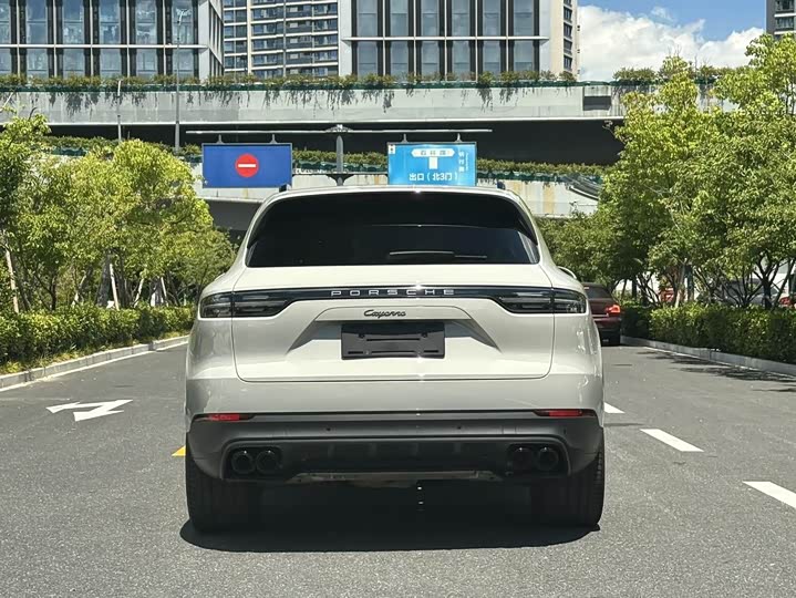 Фото 6 - Porsche Cayenne