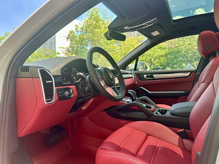 Фото 9 - Porsche Cayenne