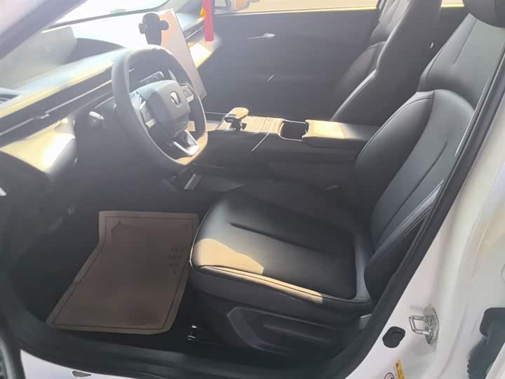 Фото 15 - Changan Eado Plus