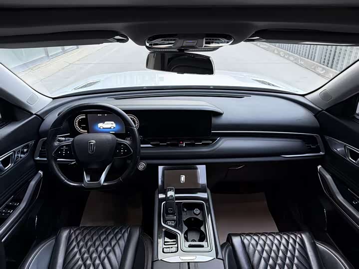 Фото 8 - Bestune T99