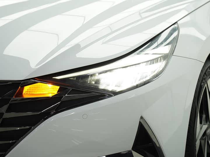 Фото 7 - Hyundai Elantra N line