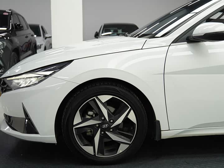 Фото 8 - Hyundai Elantra N line