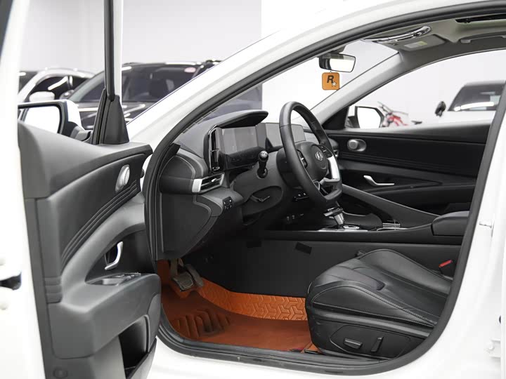 Фото 9 - Hyundai Elantra N line