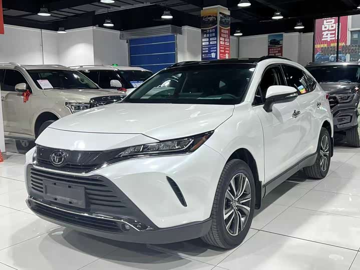 Фото 1 - Toyota Harrier