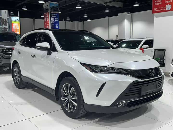 Фото 3 - Toyota Harrier