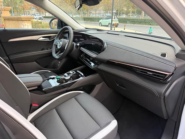 Фото 7 - Buick Envision Plus