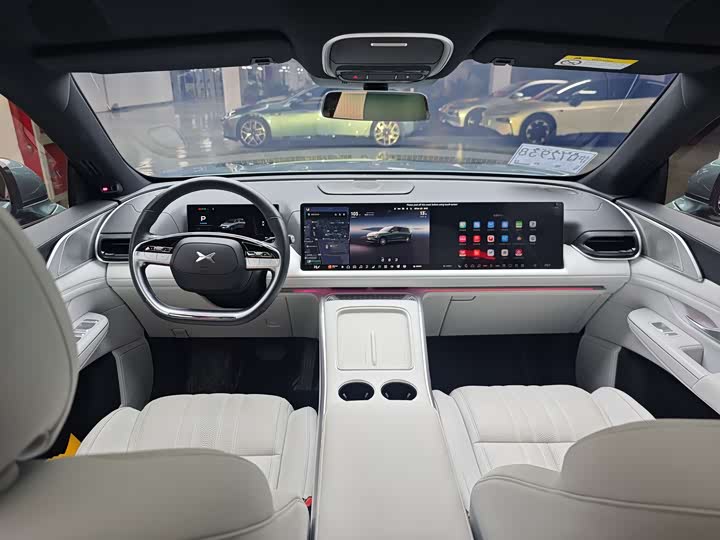 Фото 14 - XPeng G9