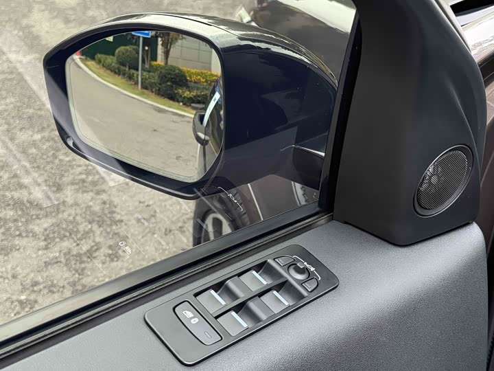 Фото 13 - Land Rover Discovery Sport