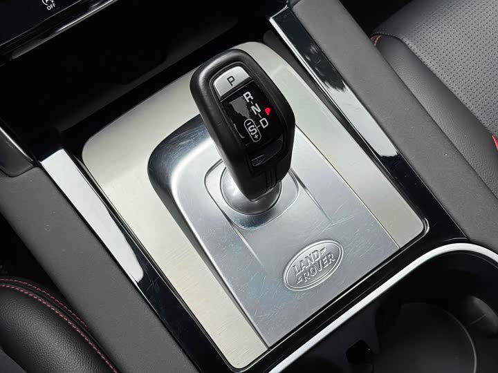 Фото 20 - Land Rover Discovery Sport