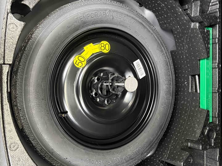 Фото 29 - Land Rover Discovery Sport