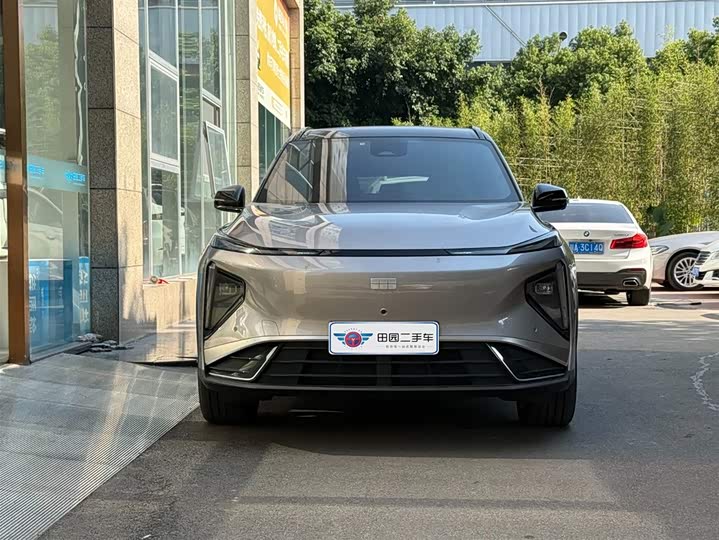 Фото 2 - Geely Galaxy L7