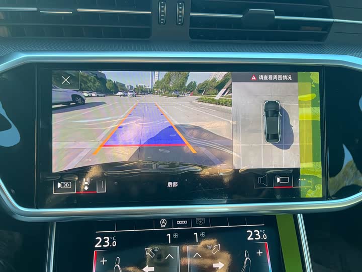 Фото 17 - Audi A6L