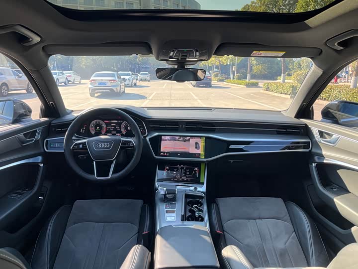 Фото 8 - Audi A6L