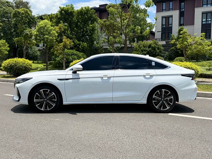 Фото 4 - Chery Arrizo 8