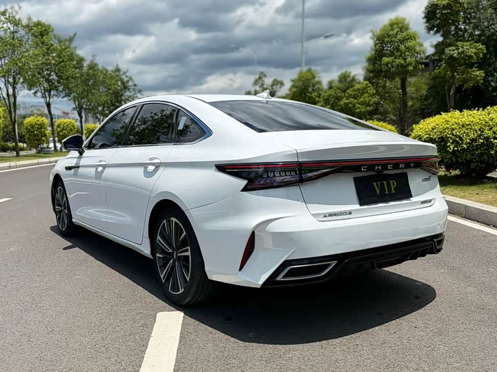 Фото 6 - Chery Arrizo 8