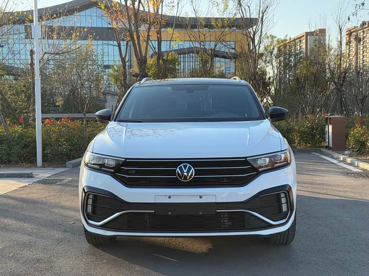 Фото 2 - Volkswagen T-Roc