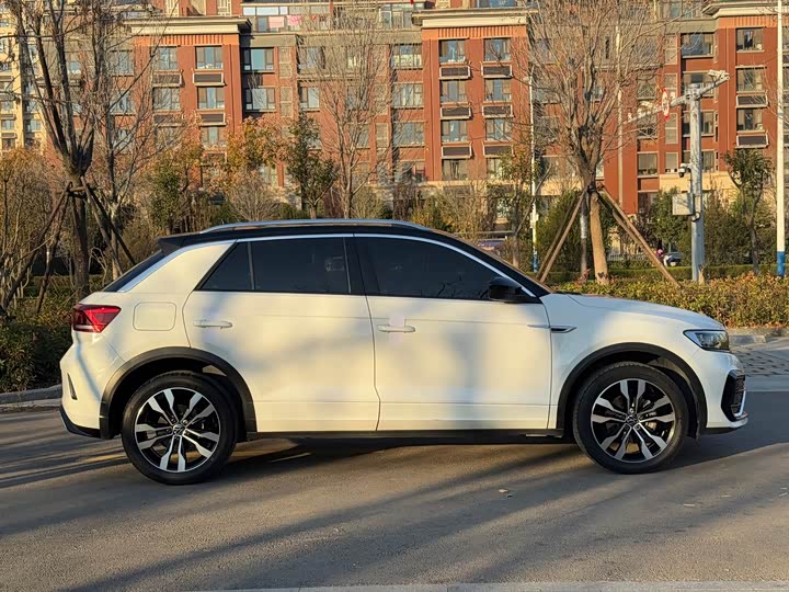 Фото 4 - Volkswagen T-Roc