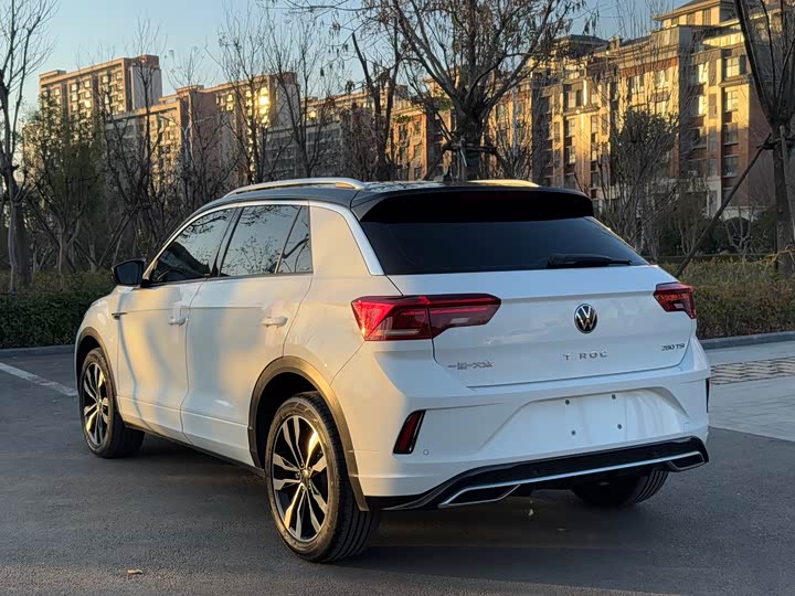 Фото 5 - Volkswagen T-Roc