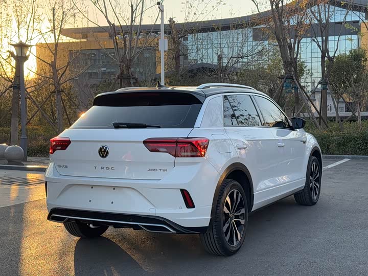 Фото 7 - Volkswagen T-Roc