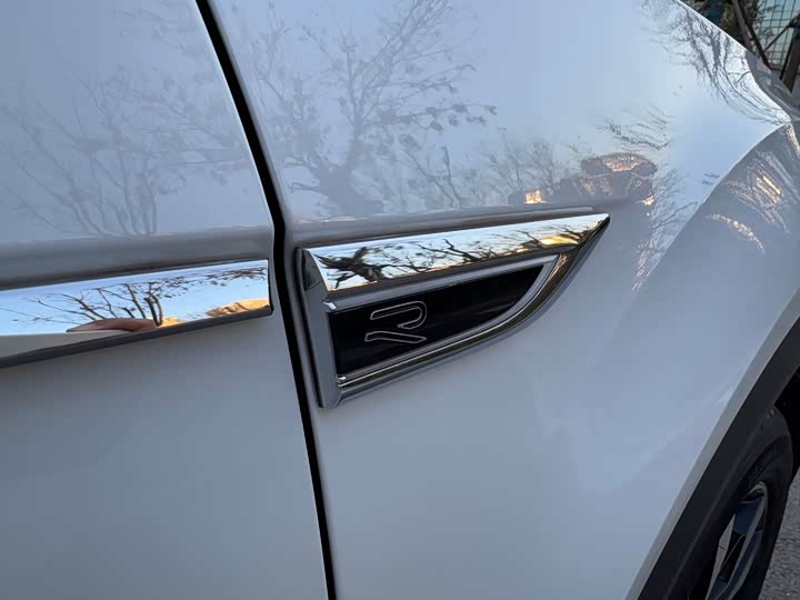 Фото 8 - Volkswagen T-Roc