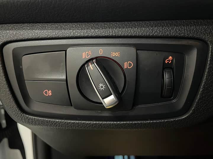 Фото 10 - BMW 1 Series