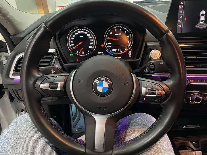 Фото 12 - BMW 1 Series