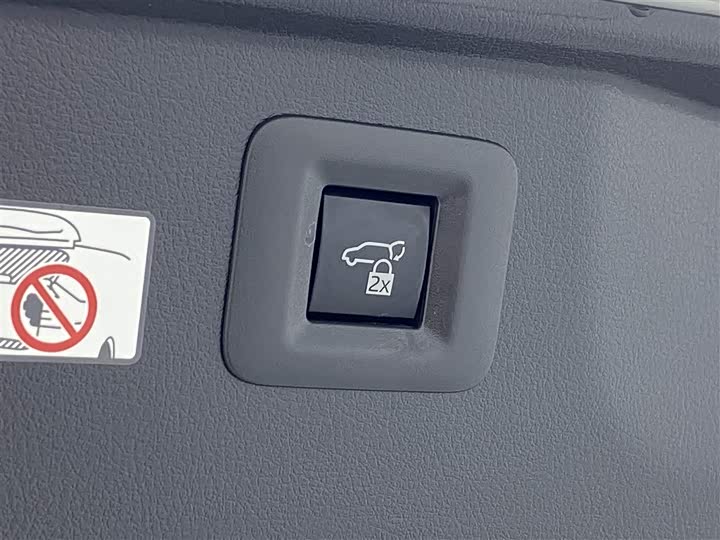 Фото 35 - Toyota Alphard