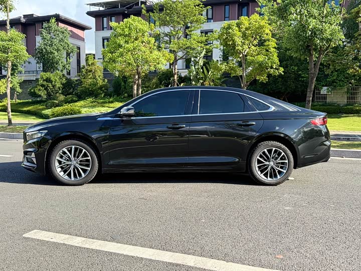 Фото 4 - Geely Preface