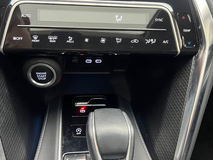 Фото 17 - Toyota Venza