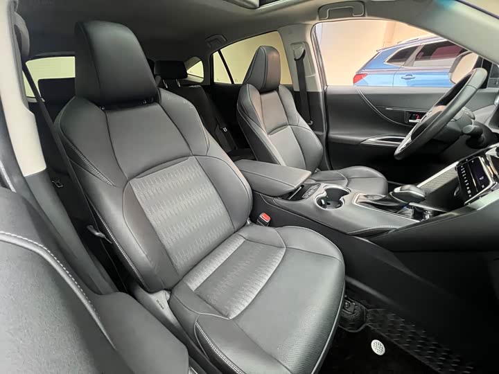 Фото 23 - Toyota Venza