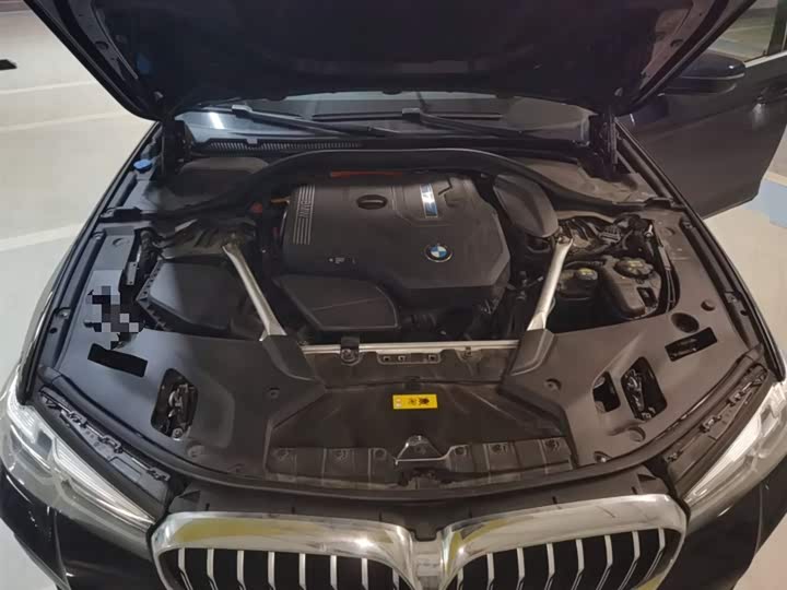 Фото 11 - BMW 5 Series Hybrid