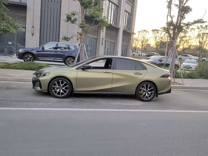 Фото 9 - GAC Trumpchi Empow R